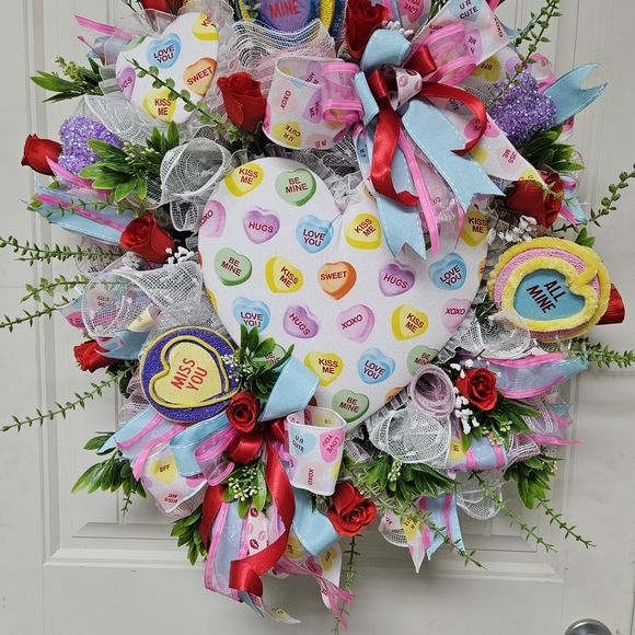 Colorful Heart Wreath with Roses and Ribbons - Picture 4 of 5